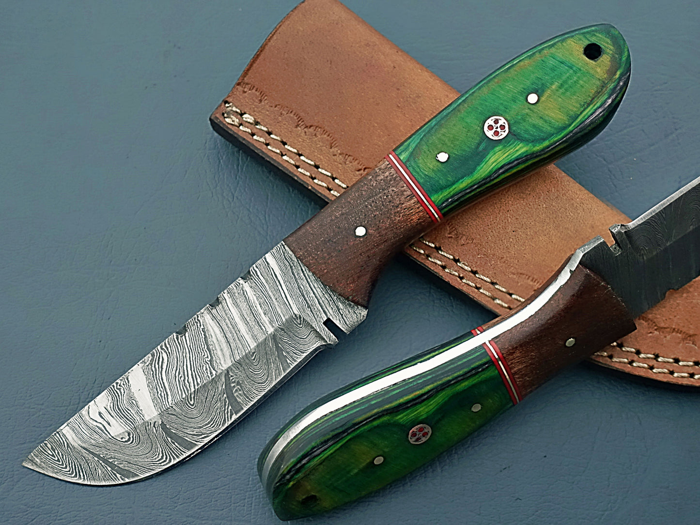 Green Handle Handcrafted Hunting Knife | Custom Damascus Steel Knife with Leather Case