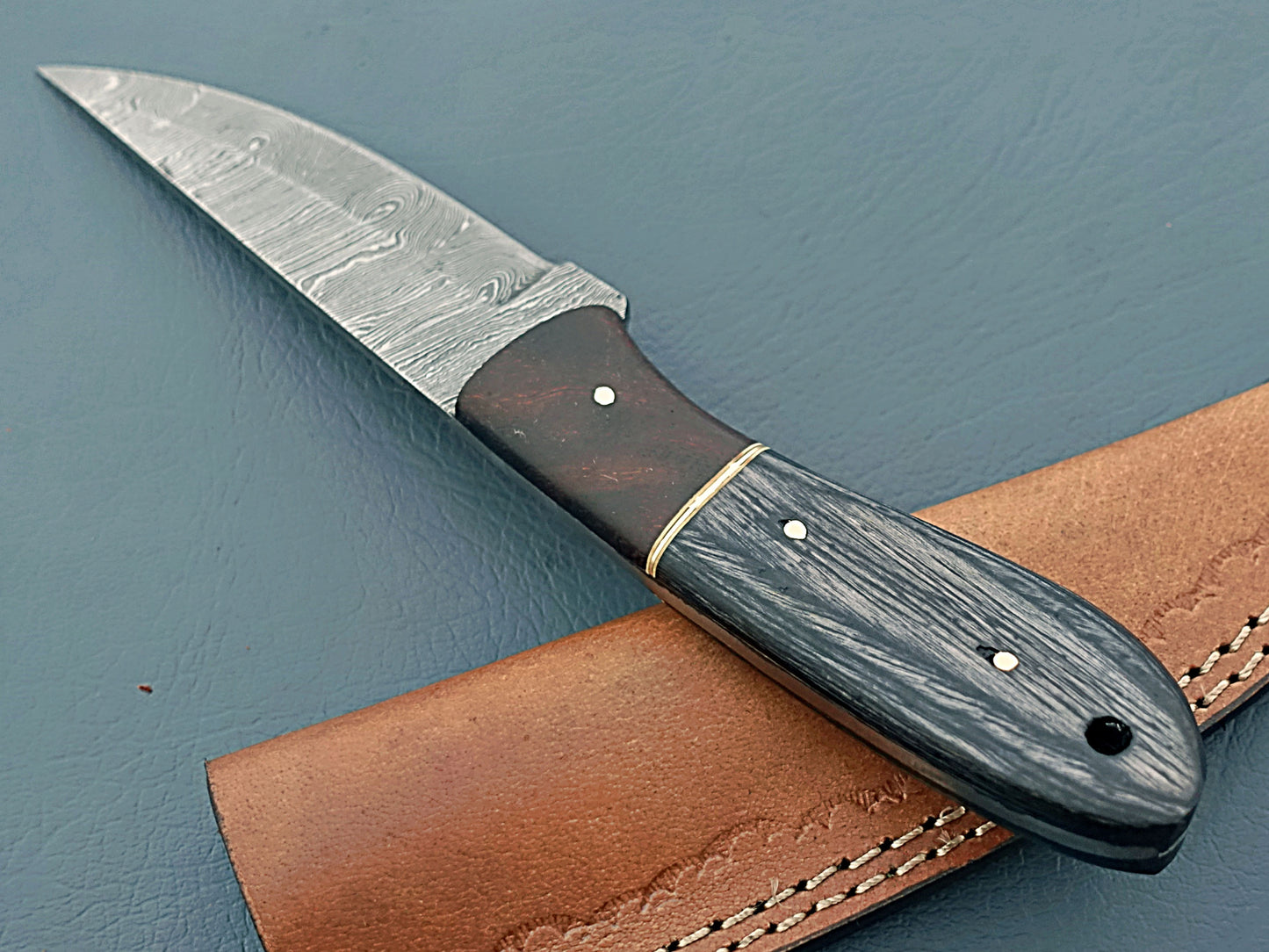 2024 Damascus Steel Wood Camping Knife - Custom Handcrafted Hunting Knife with Leather Holder