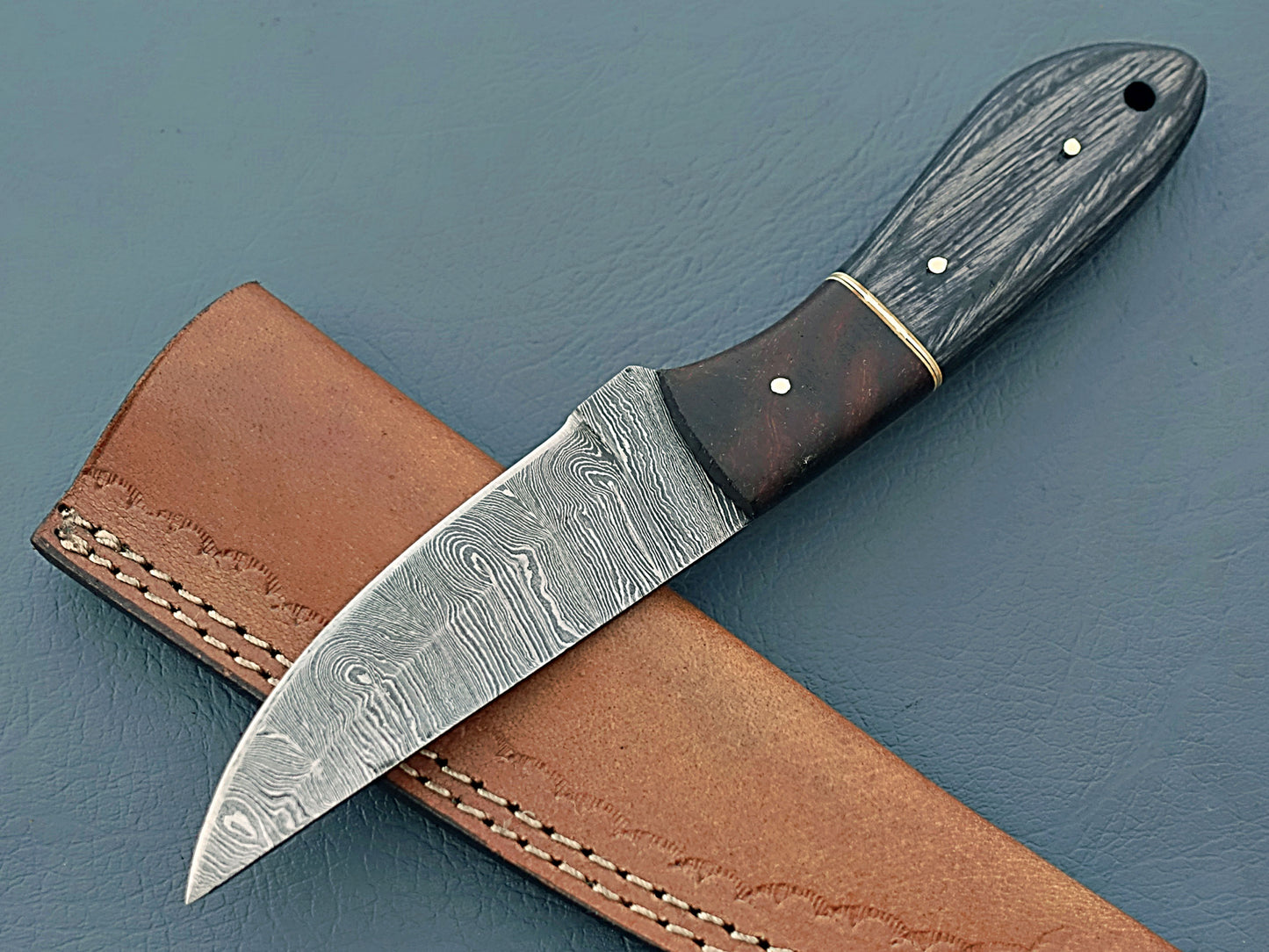 2024 Damascus Steel Wood Camping Knife - Custom Handcrafted Hunting Knife with Leather Holder