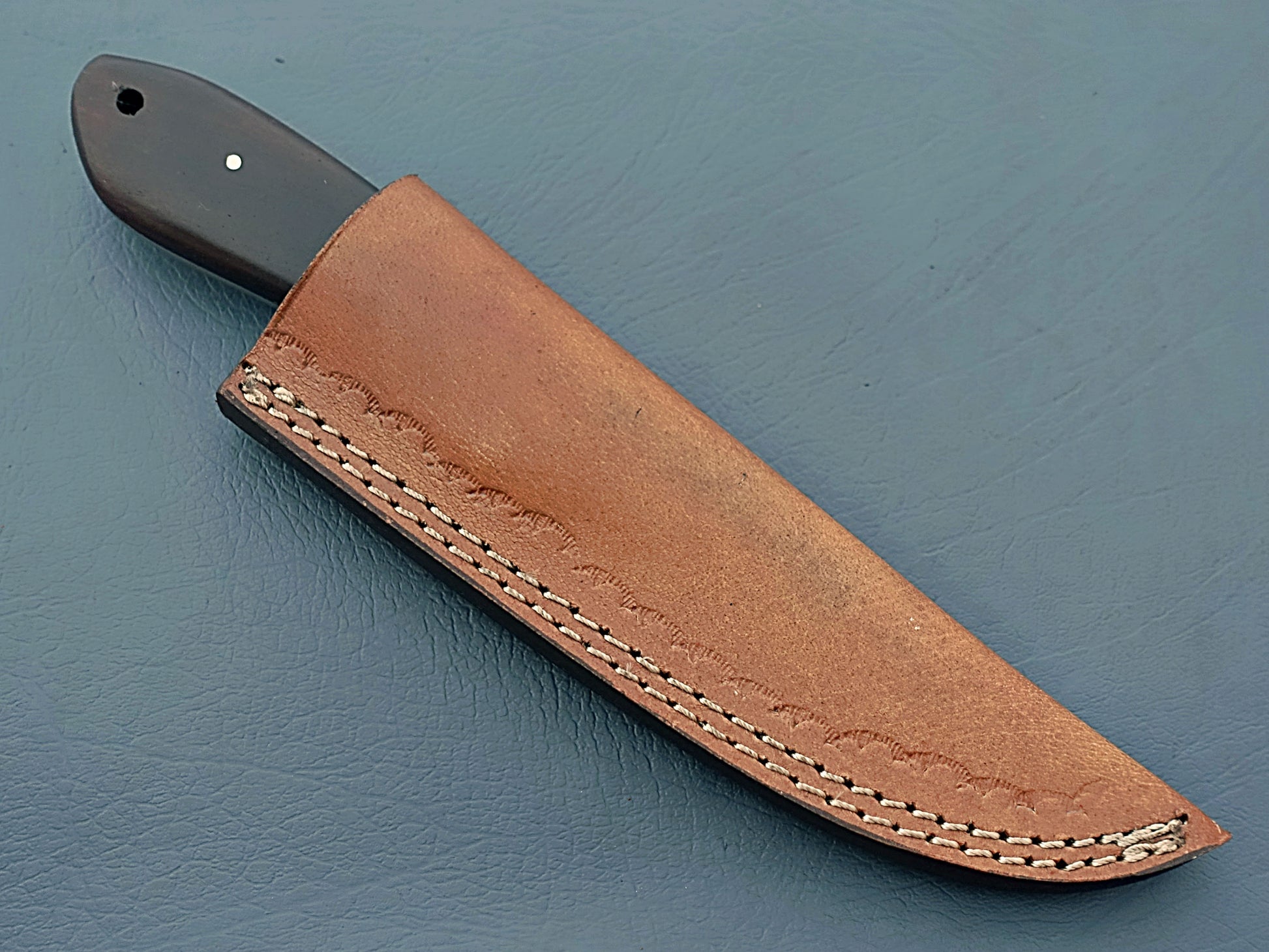 American Damascus Knife in Cover