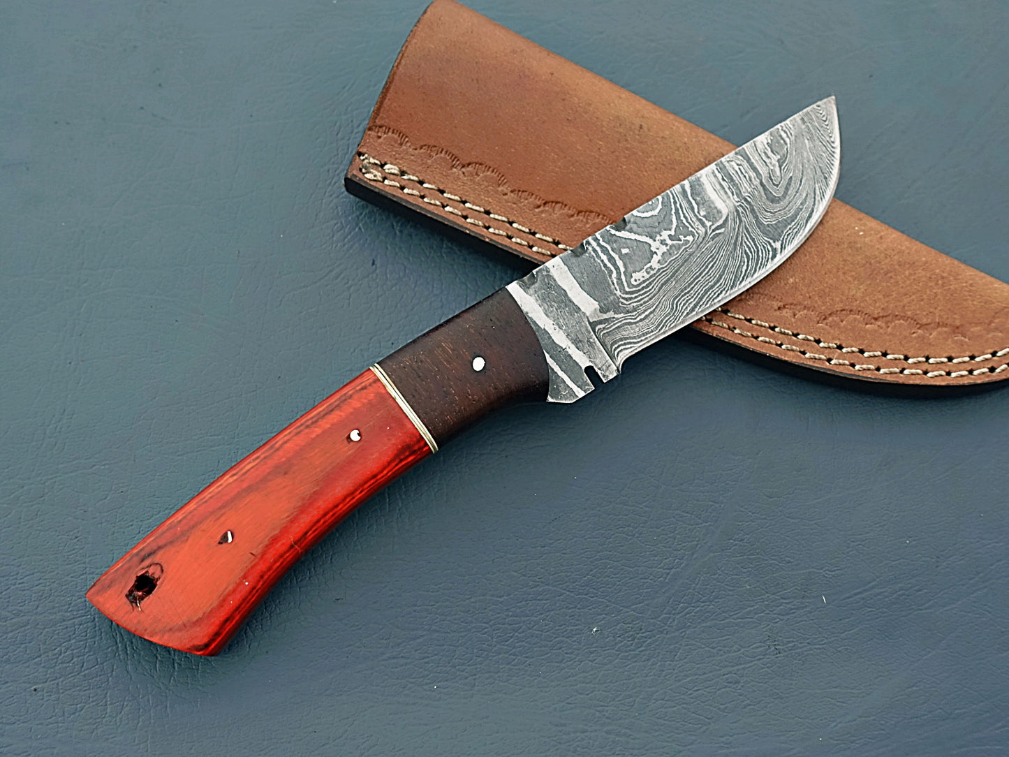 Handmade Custom Hunting Knife German Stainless Steel Olive Wood & Epoxy Handle with Leather Sheath