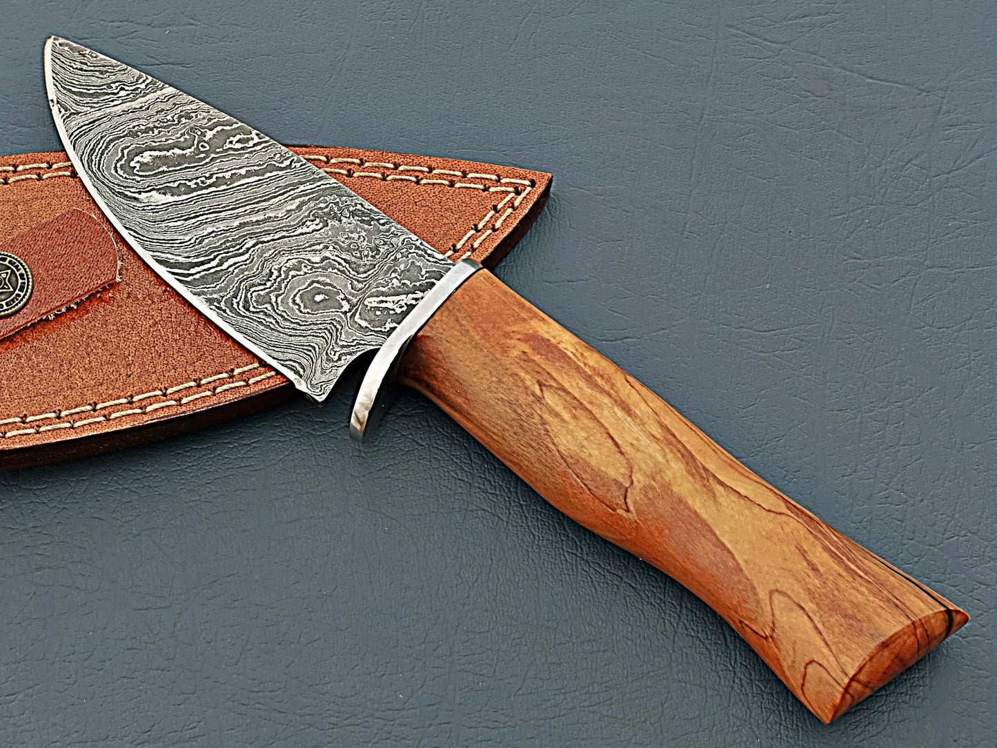 USA Damascus Steel Hunting Knife with Sharp Edge and Leather Scabbard - 9" Handmade by Hope Blades