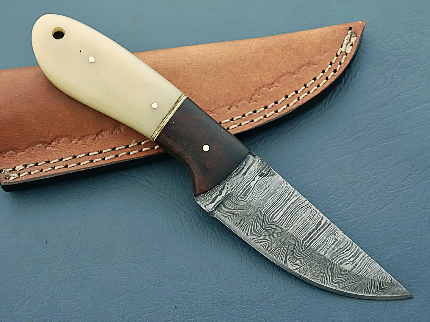 Damascus 8" Skinning Knife Leather Sheath - Custom Handcrafted Knife