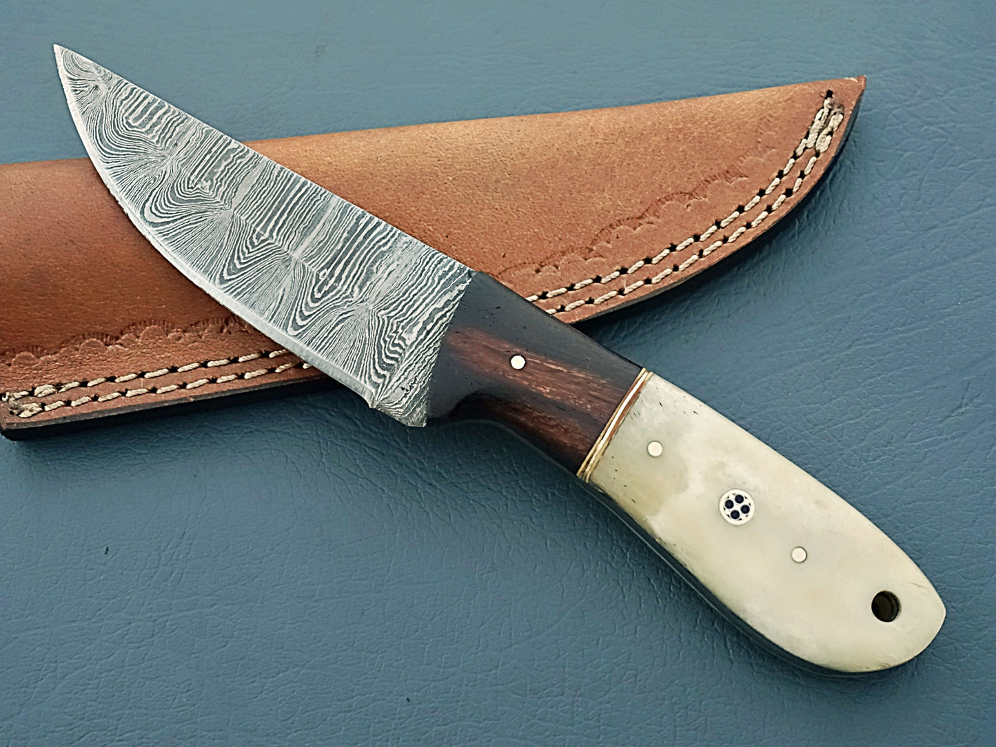 Damascus 8" Skinning Knife Leather Sheath - Custom Handcrafted Knife