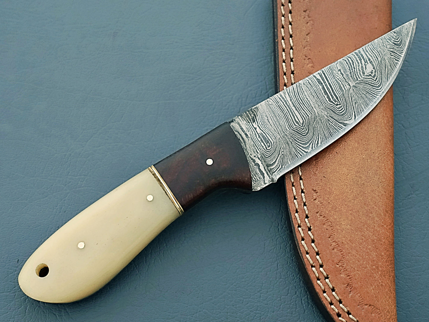 Damascus 8" Skinning Knife Leather Sheath - Custom Handcrafted Knife