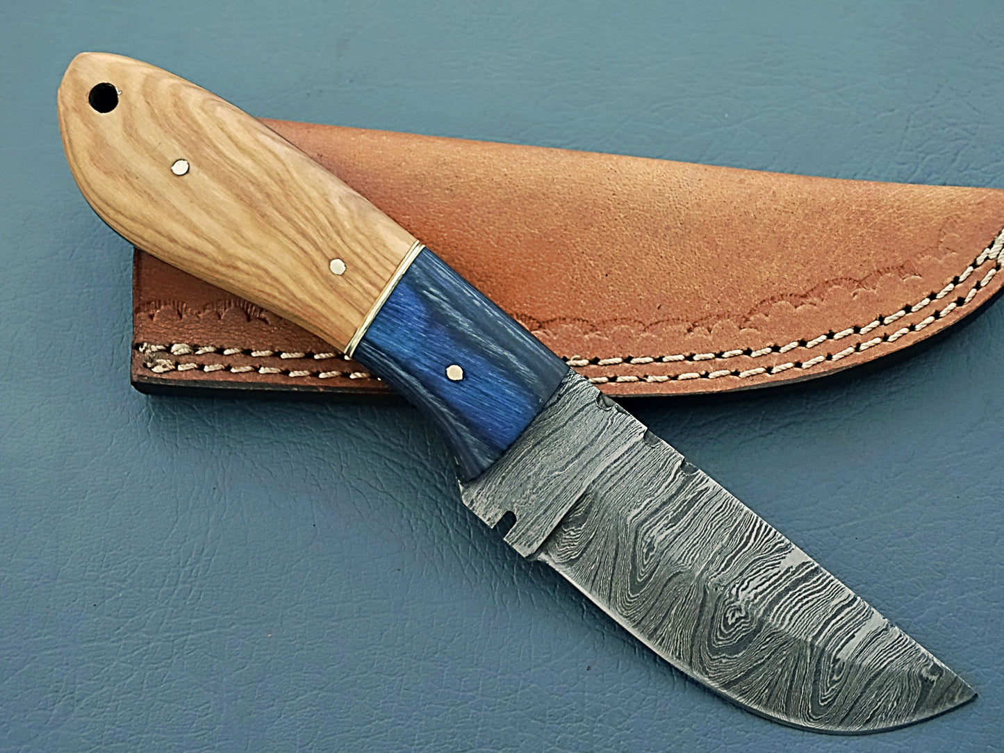 8" Inches Handmade Damascus Steel Hunting Knife with Leather Sheath - Hope Blades