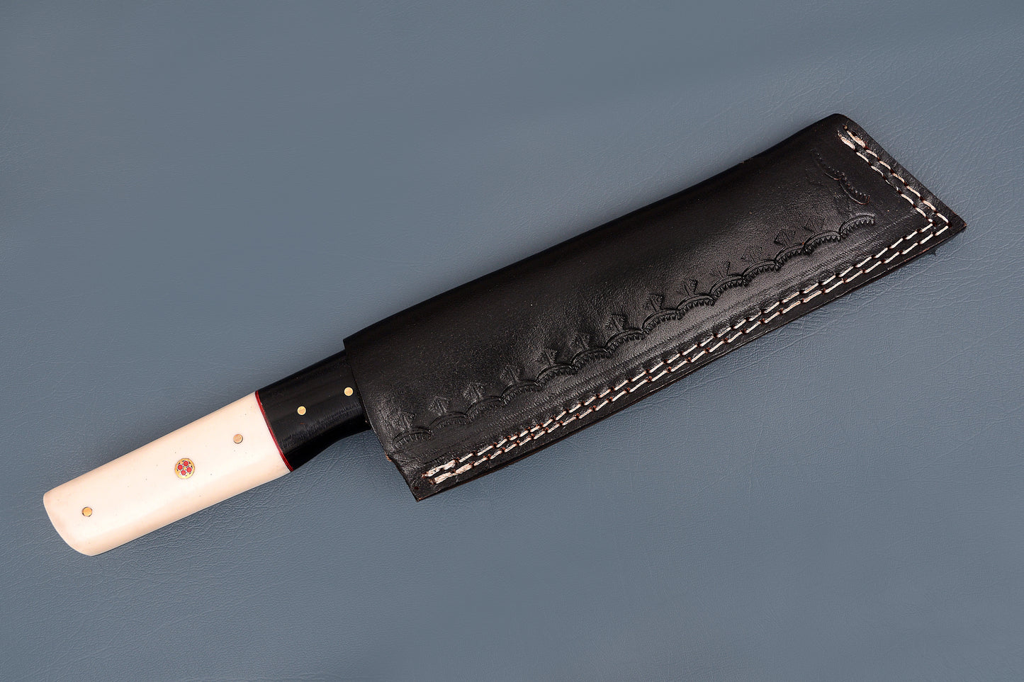 American New Custom Hand Forged Damascus Steel Steak Knife - Sharp Edge Blade with Resin Handle