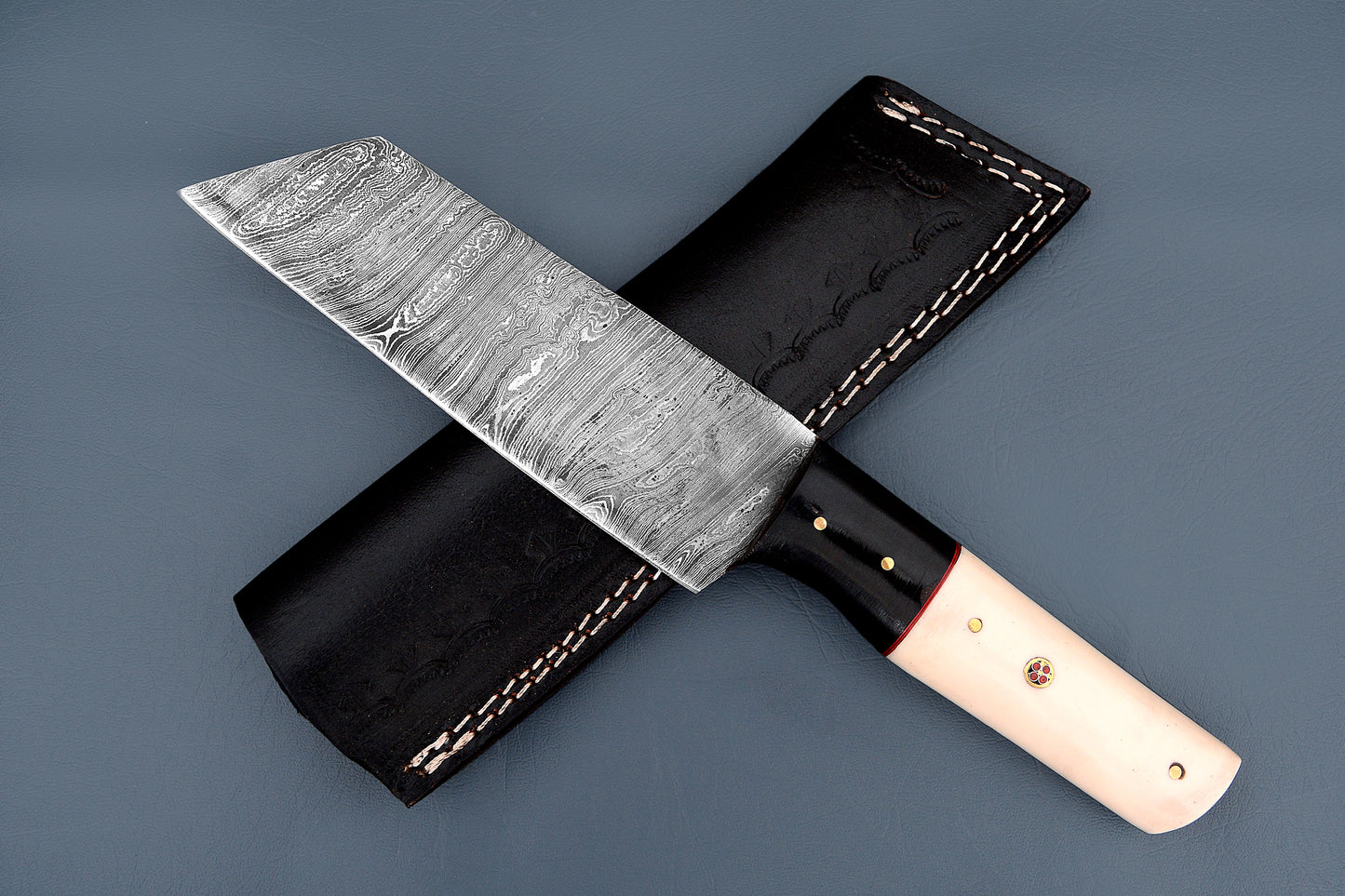 American New Custom Hand Forged Damascus Steel Steak Knife - Sharp Edge Blade with Resin Handle