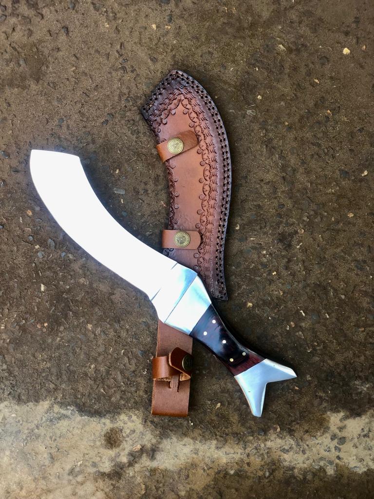 Everyday Carry Damascus Handmade Hunting Knife - Unique Style Sharp Cutting Edge Blade